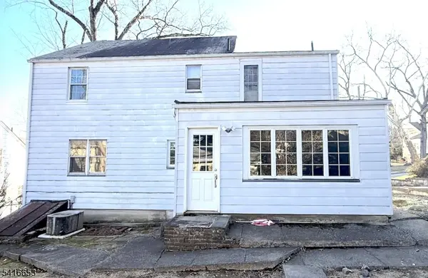 34 Howard St, Verona Twp., NJ 07044