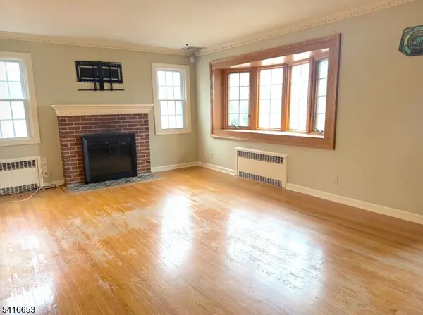 34 Howard St, Verona Twp., NJ 07044