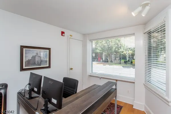 63 Coryell St, Lambertville City, NJ 08530