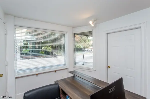 63 Coryell St, Lambertville City, NJ 08530