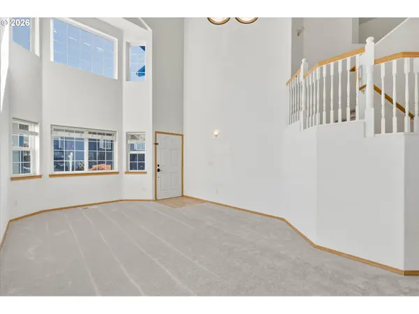 1061 40TH ST, Washougal, WA 98671