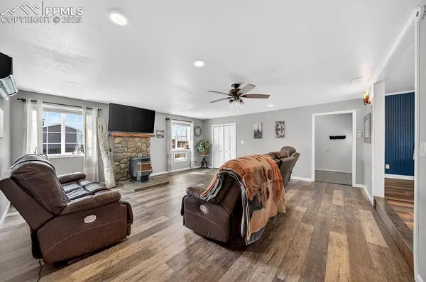 10905 Falling Star RD, Fountain, CO 80817