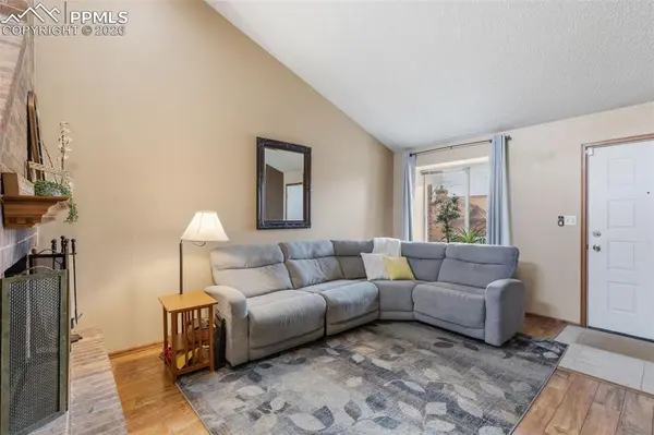 4937 Daybreak CIR, Colorado Springs, CO 80917