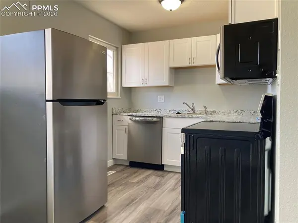 4455 N Anjelina CIR, Colorado Springs, CO 80916