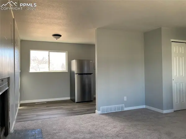 4455 N Anjelina CIR, Colorado Springs, CO 80916