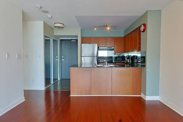 210 Victoria ST #2806, Toronto C08, ON M5B 2R3