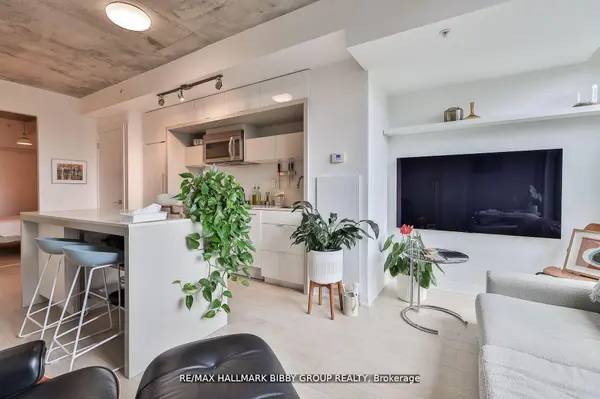 130 Rusholme RD #309, Toronto C01, ON M6H 1A7