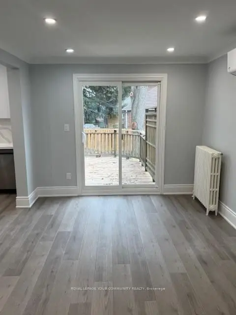 2091 Avenue RD, Toronto C04, ON M5M 4A9