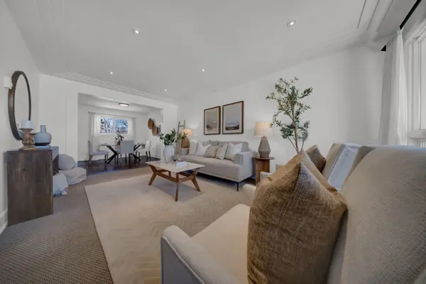 590 Talbot CT, Oshawa, ON L1J 2E8