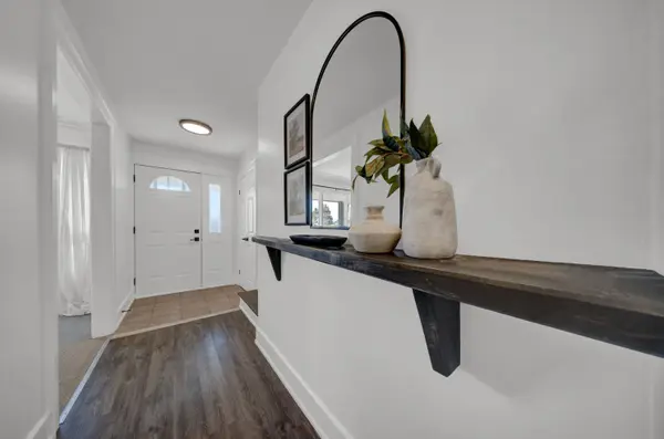 590 Talbot CT, Oshawa, ON L1J 2E8