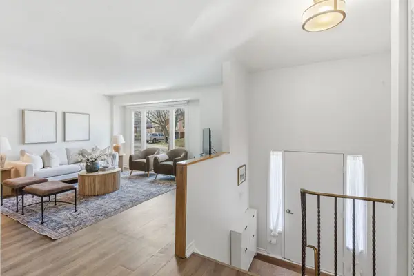 58 Muir CRES, Whitby, ON L1P 1B6