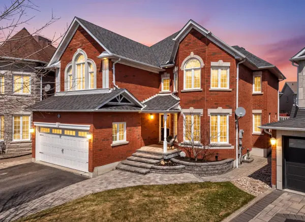 128 Bowles DR, Ajax, ON L1T 4C2