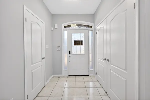 76 Booker DR, Ajax, ON L1Z 0J4