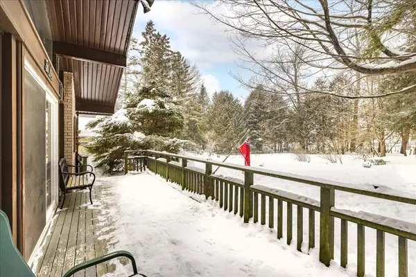 243 Ashworth RD, Uxbridge, ON L0E 1T0