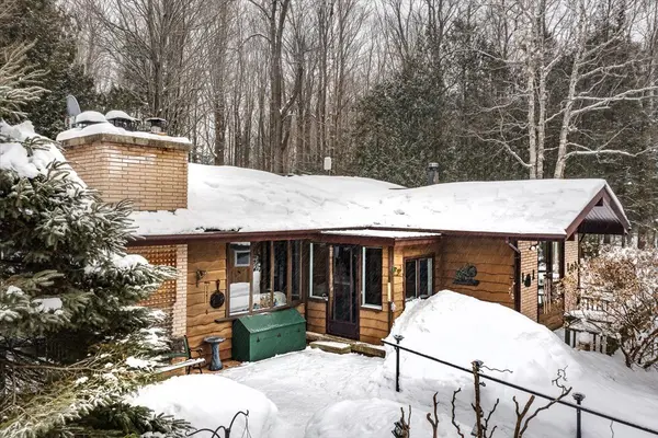 243 Ashworth RD, Uxbridge, ON L0E 1T0