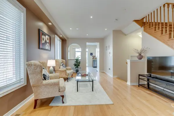 5479 Fudge TER, Mississauga, ON L5M 0M9