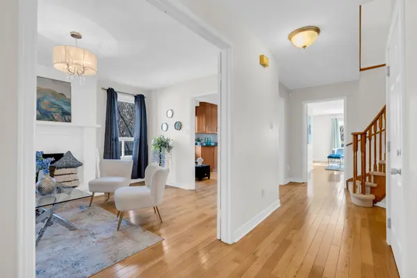 20 Kesteven CRES, Brampton, ON L6W 4E1