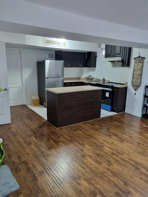 33 Little Britain CRES, Brampton, ON L6Y 6A8