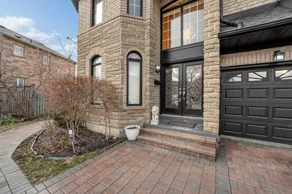 20 Silktop TRL, Brampton, ON L6R 2K4