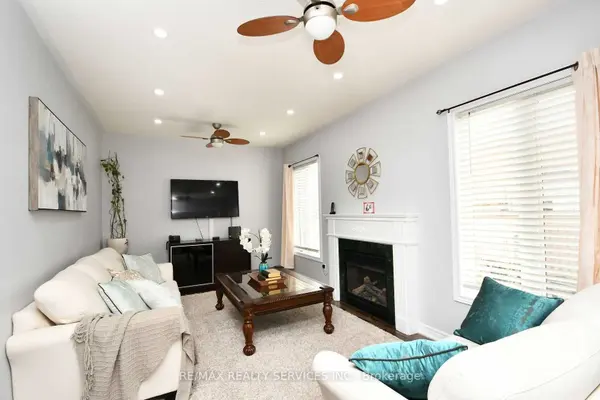 17 Eagle Plains (UPPER) DR, Brampton, ON L6R 3M6