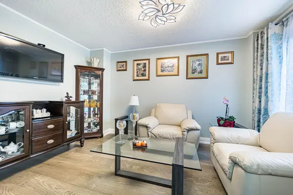 6340 Longspur RD, Mississauga, ON L5N 6G8