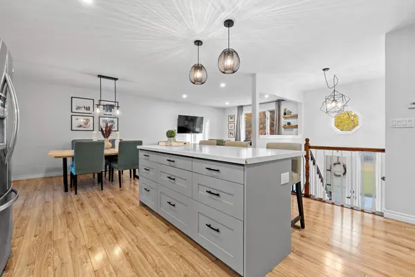 84 SOUTHWOOD CRES, Greater Napanee, ON K7R 3L2