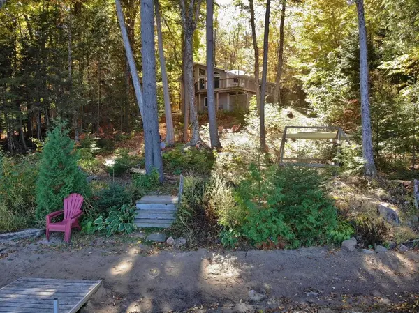 1144 Jordan Lake RD, Highlands East, ON K0L 2A0