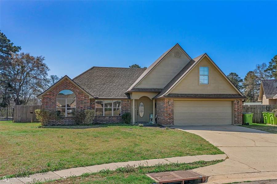 155 Lola Circle, Benton, LA 71006