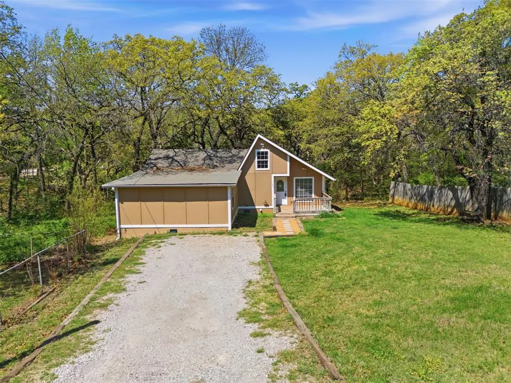 105 Lazy Ike Lane, Pottsboro, TX 75076