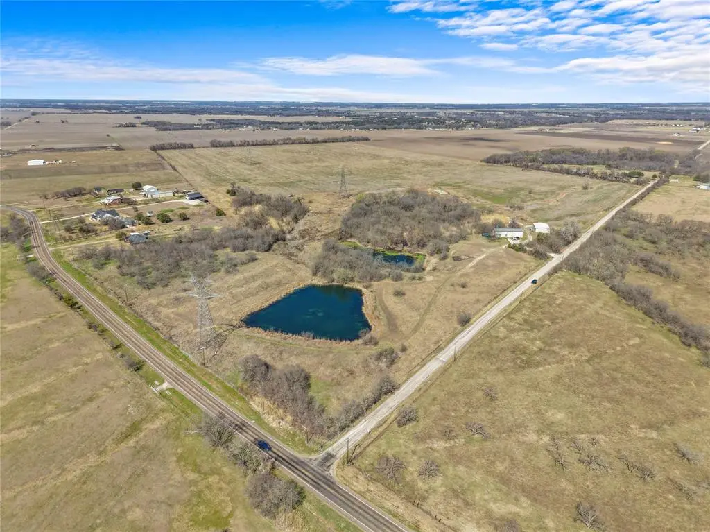 173 Almand Road, Palmer, TX 75152