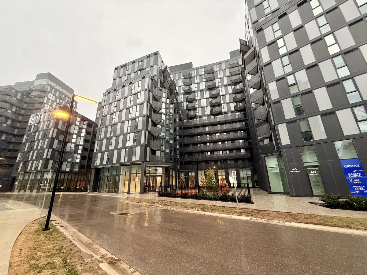 30 Tretti WAY #1311, Toronto C06, ON M3H 0E3