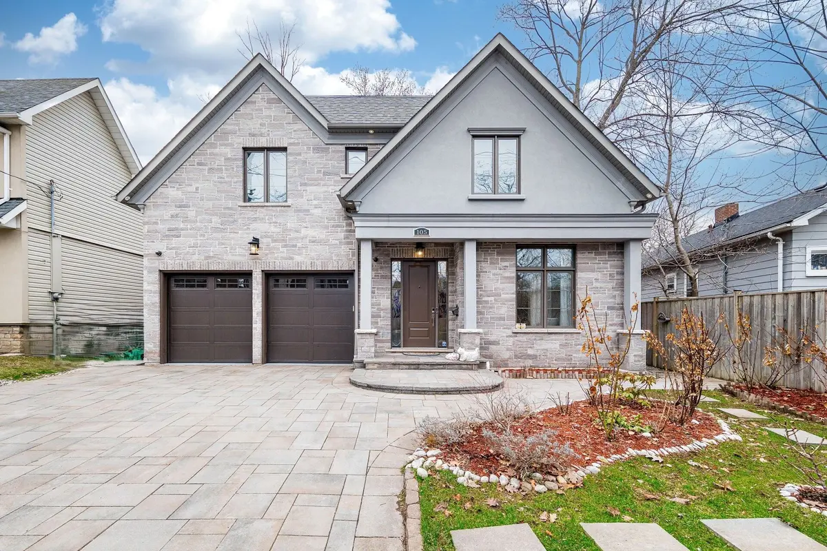 105 Eaglewood BLVD, Mississauga, ON L5G 1V8