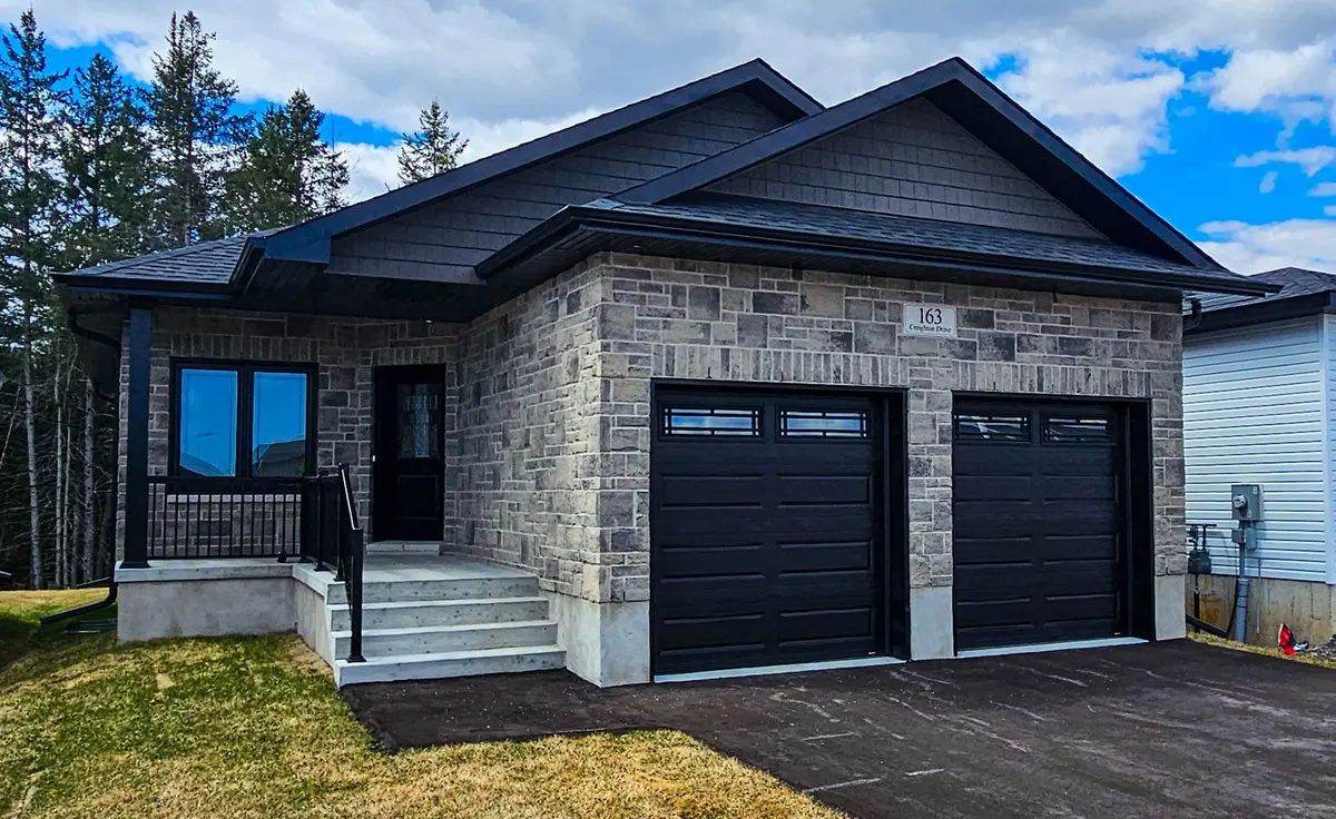 171 Creighton DR, Loyalist, ON K0H 2H0