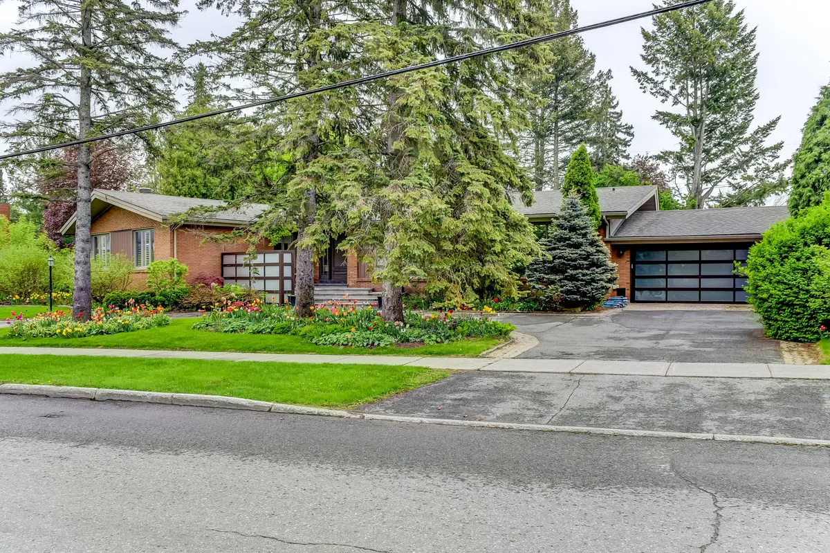 1954 LENESTER AVE, Mckellar Heights - Glabar Park And Area, ON K2A 1J9