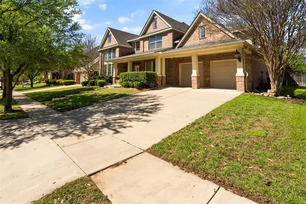 8036 Ocean Drive, Fort Worth, TX 76123