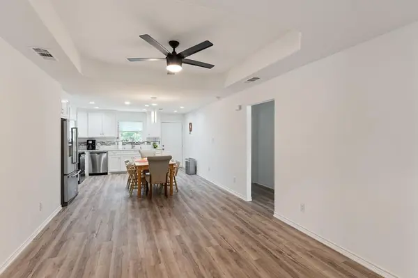 810 S MAIN Street, Kemp, TX 75143