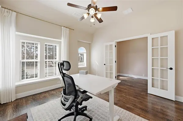 8805 Cassidy Lane, Aubrey, TX 76227