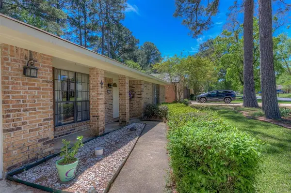 276 Hanging Moss Trail, Shreveport, LA 71106