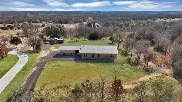 151 Roble Court, Weatherford, TX 76088