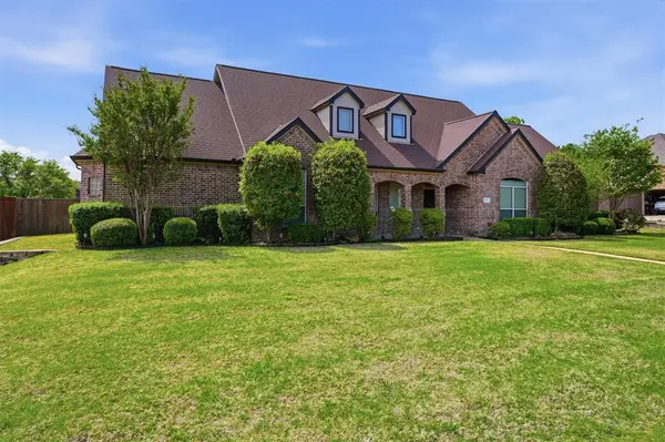 7240 Edgerton Drive, Midlothian, TX 76065