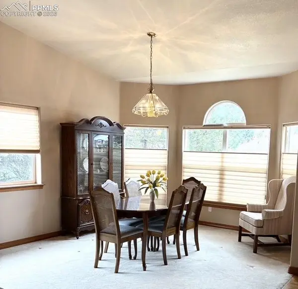 5431 Wells Fargo DR, Colorado Springs, CO 80918