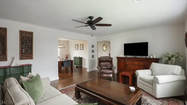 401 Poe Ave, Westfield Town, NJ 07090