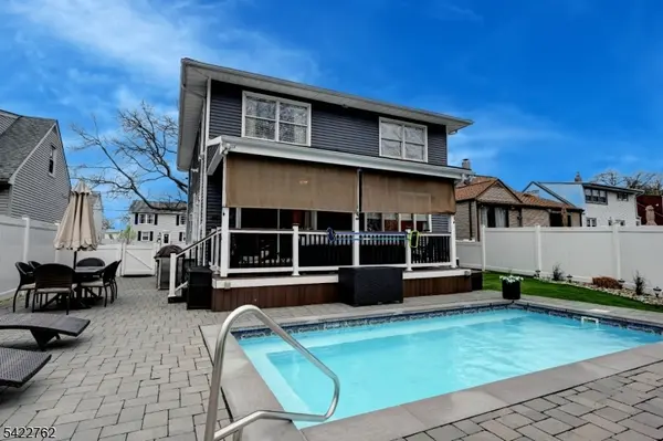 347 W Passaic Ave, Rutherford Boro, NJ 07070