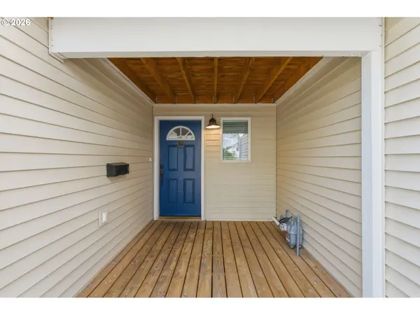 8945 N CALVERT AVE, Portland, OR 97217