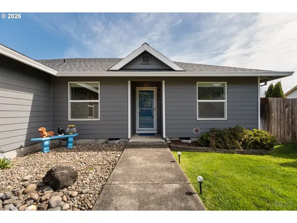 3310 5TH ST, Columbia City, OR 97018