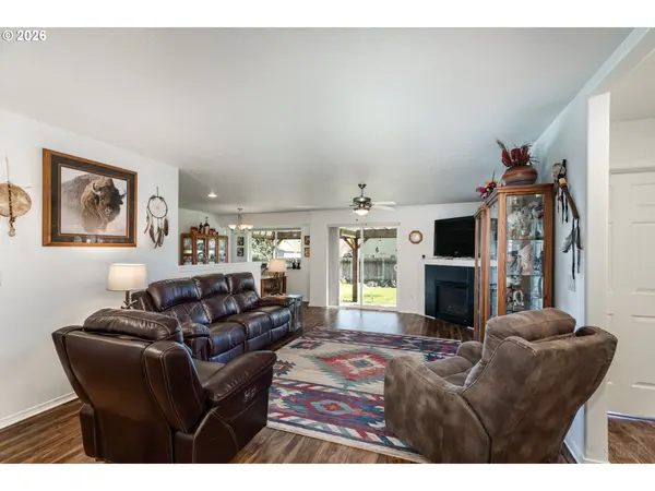 3310 5TH ST, Columbia City, OR 97018