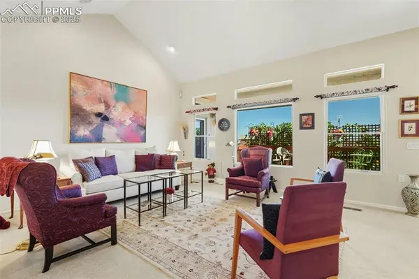 2768 La Strada Grande HTS, Colorado Springs, CO 80906