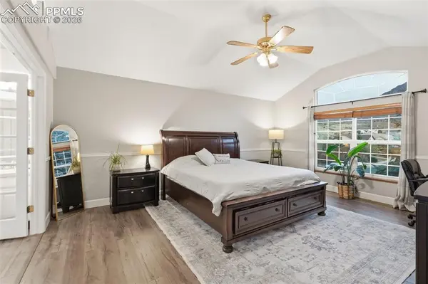 5429 Campglen DR, Colorado Springs, CO 80906