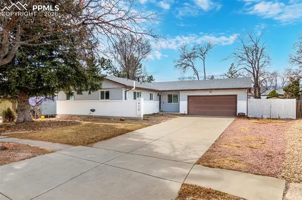 1418 Osgood RD, Colorado Springs, CO 80915
