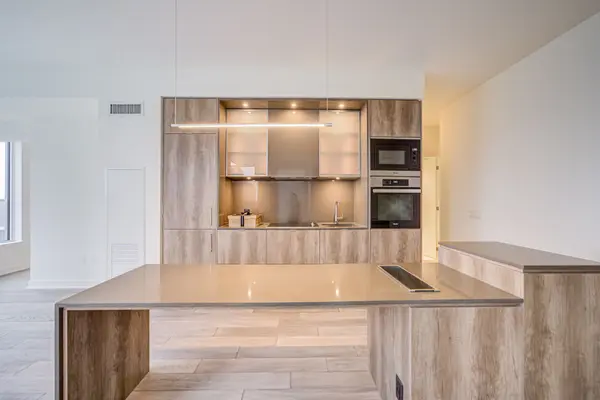 11 Yorkville AVE #1003, Toronto C02, ON M4W 0B7